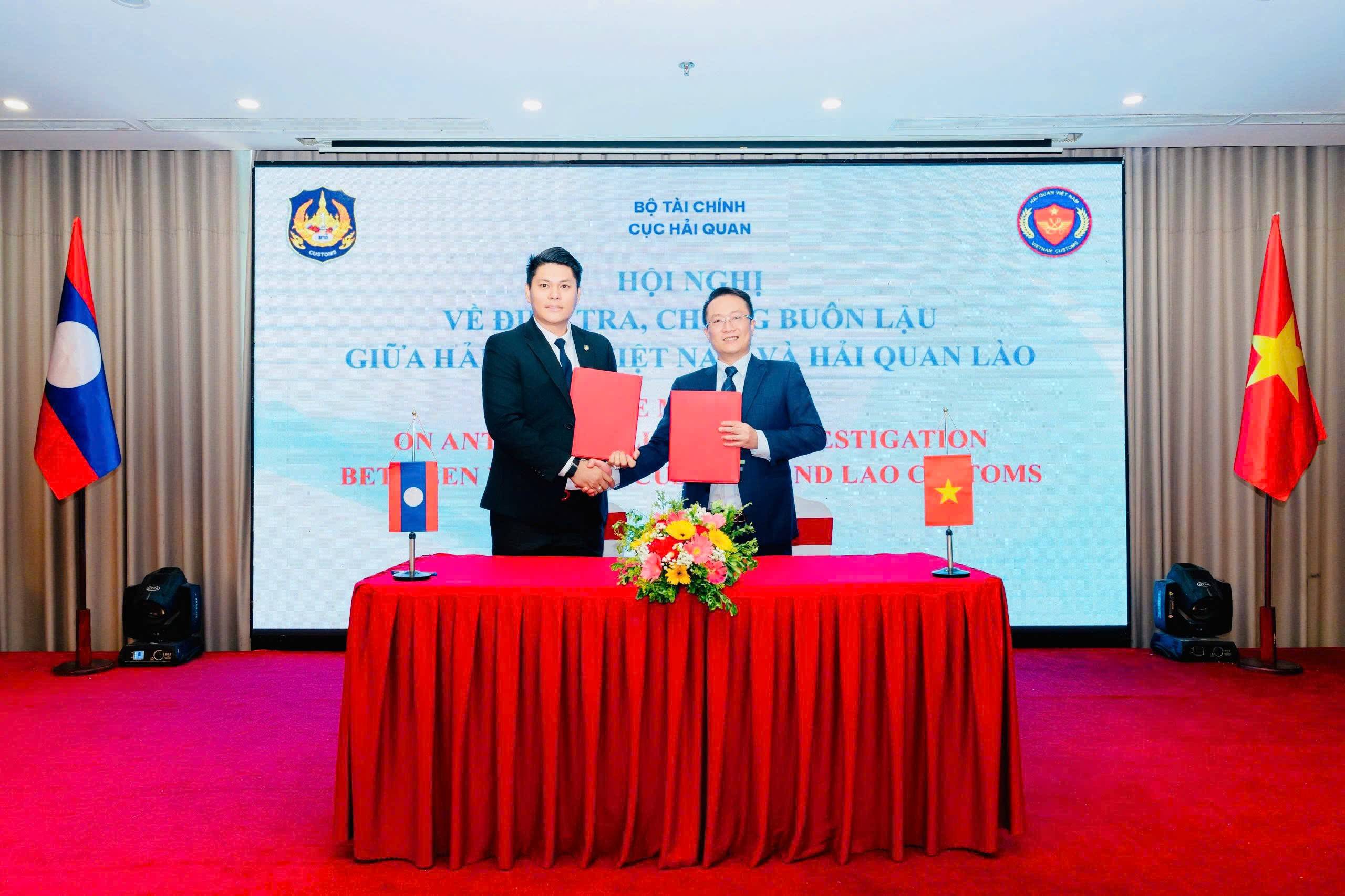 Hải quan Việt Nam – Lào tăng cường phối hợp điều tra, chống buôn lậu qua biên giới