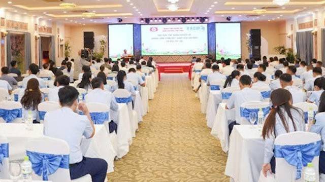 Ban Chỉ đạo 389 tỉnh Nghệ An phối hợp với Hiệp hội Chống hàng giả và Bảo vệ quyền sở hữu trí tuệ của các doanh nghiệp có vốn đầu tư nước ngoài tại Việt Nam (VACIP) tổ chức hội nghị tập huấn chuyên sâu về sở hữu trí tuệ và kỹ năng xử lý hàng hóa giả mạo nhãn hiệu năm 2026. 