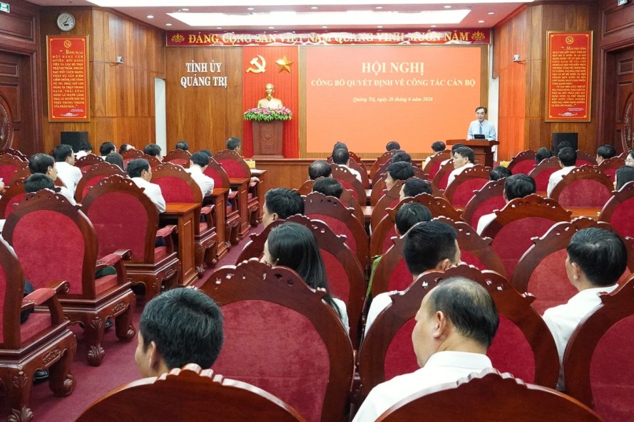 Quảng Trị công bố các quyết định điều động, chỉ định cán bộ cấp xã