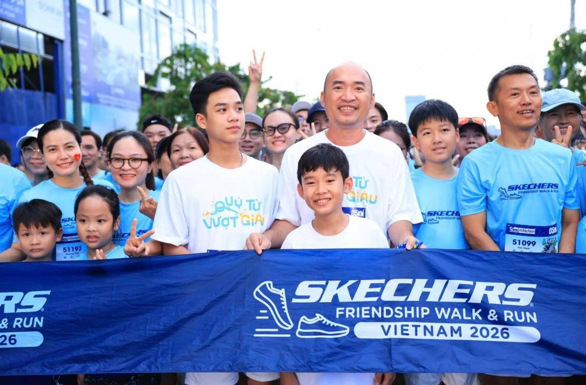 Skechers Friendship Walk & Run 2026 thu hút 6.000 vận động viên, lần đầu ra mắt đường chạy dành cho trẻ em