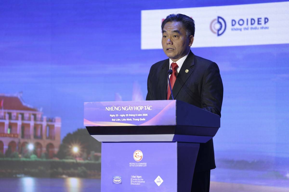 Ông Nguyễn Lộc hà, Phó Chủ tịch thường trực UBND Thành phố Hồ Chí Minh, phát biểu khai mạc tại Diễn đàn