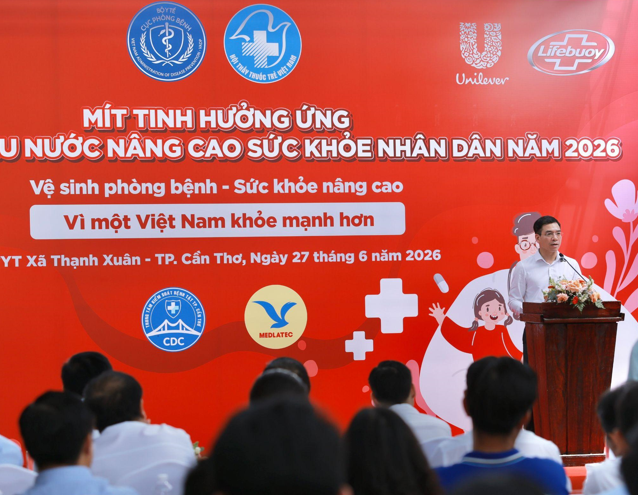 TS. BS. Hà Anh Đức, Chủ tịch Hội Thầy thuốc trẻ Việt Nam phát biểu khai mạc tại sự kiện