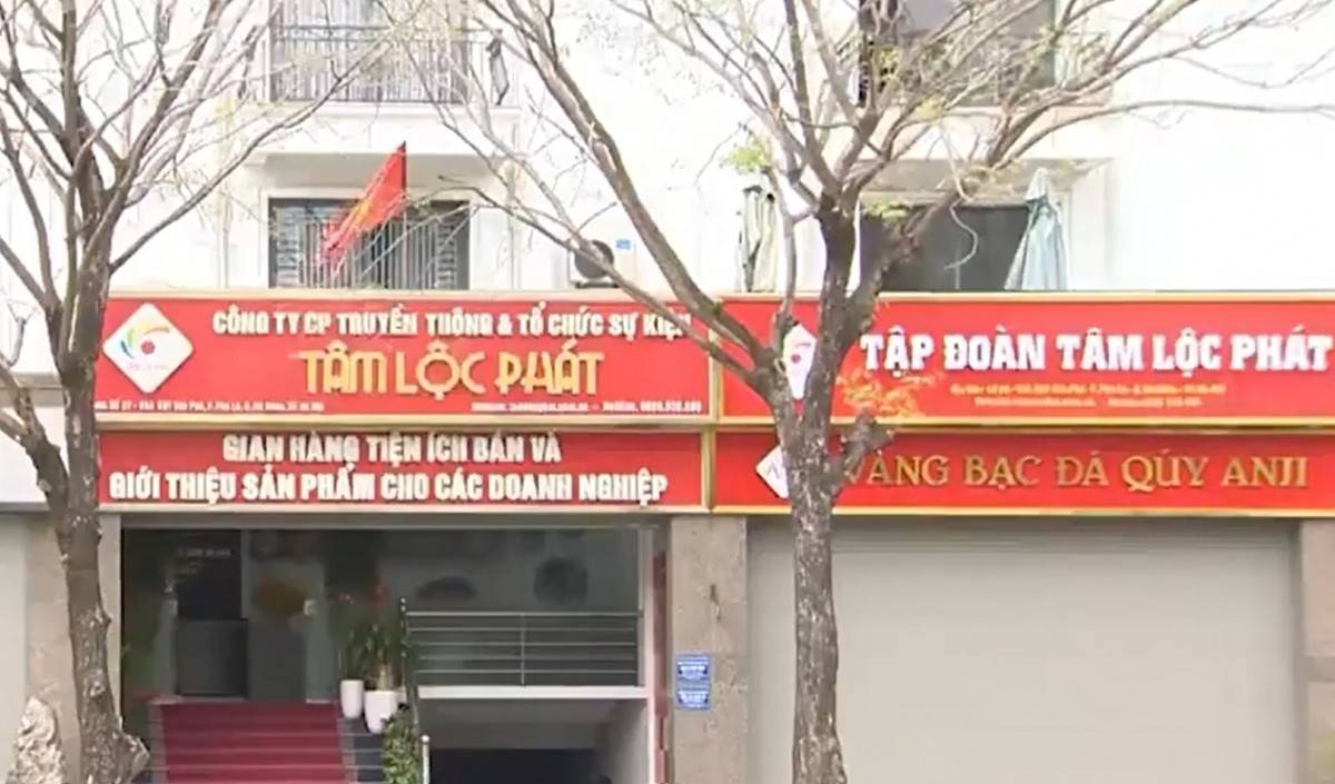 Công ty cổ phần Tập đoàn Tâm Lộc Phát, đặt trụ sở tại số 27-V5A, Khu đô thị mới Văn Phú, phường Kiến Hưng, thành phố Hà Nội. 