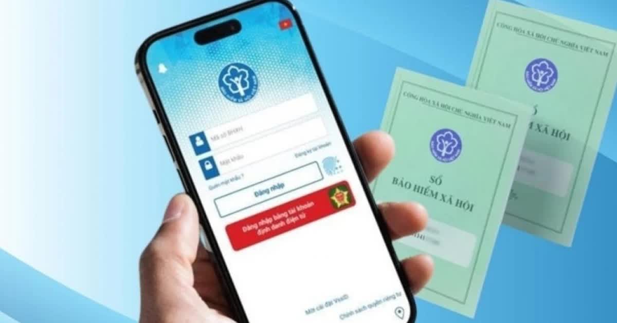 Bộ Nội vụ đề xuất cấp sổ BHXH điện tử, mở rộng hình thức chi trả lương hưu