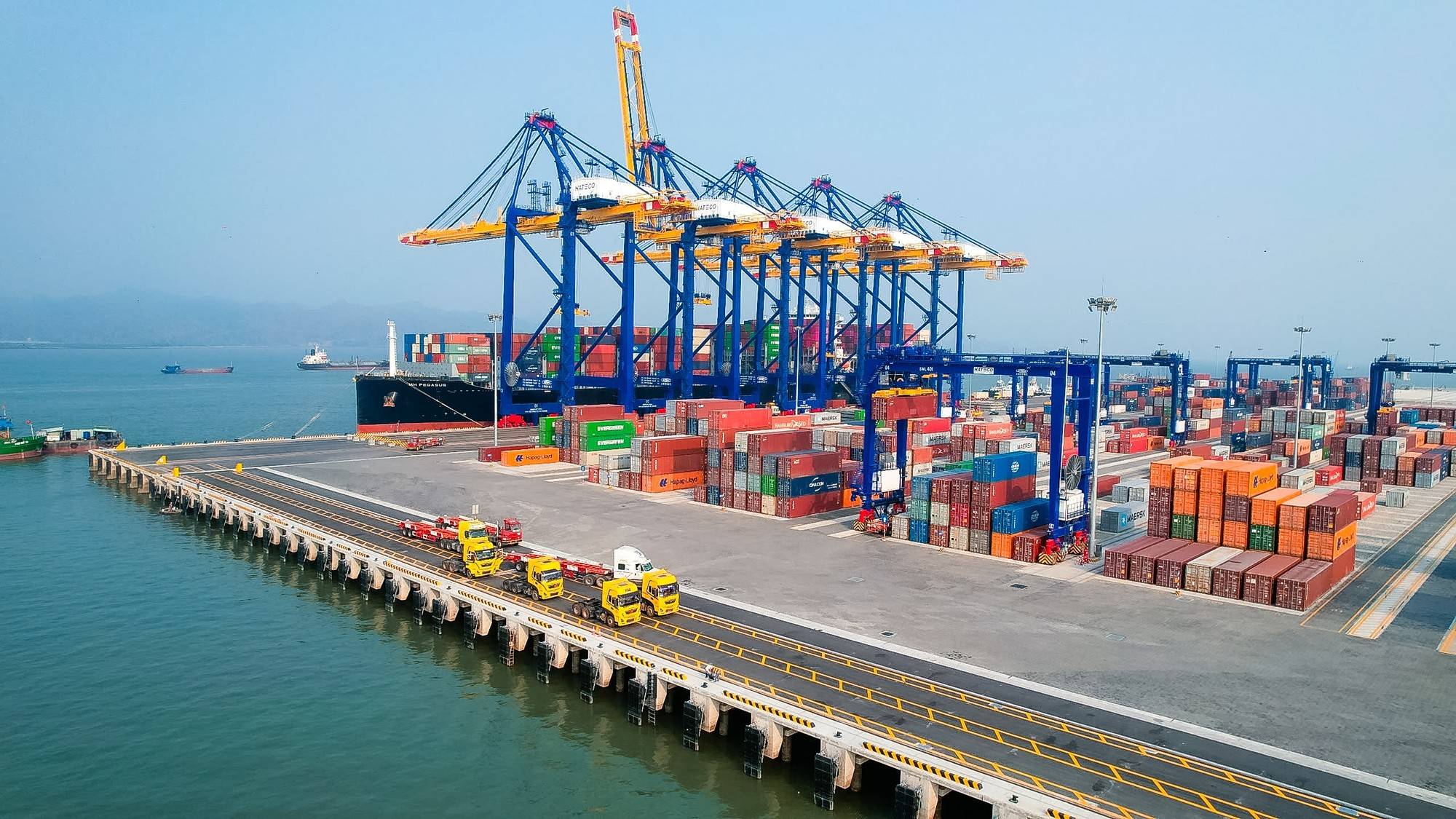 MBS: Gemadept và Cảng Hải Phòng được dự báo bứt phá lợi nhuận quý II nhờ xuất nhập khẩu tăng tốc