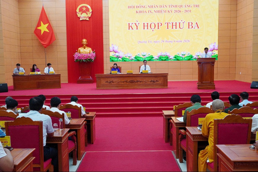 Quảng Trị thông qua nhiều nghị quyết quan trọng về ngân sách và đất đai