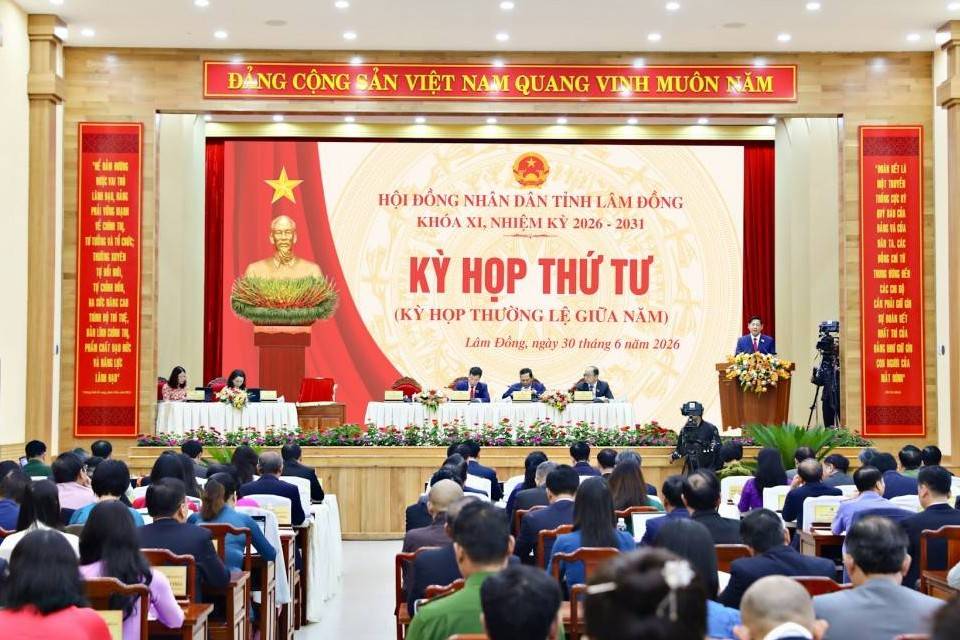 Khai mạc Kỳ họp thứ 4 HĐND tỉnh Lâm Đồng khóa XI: Xem xét 24 nghị quyết quan trọng, thúc đẩy tăng trưởng và hoàn thiện thể chế