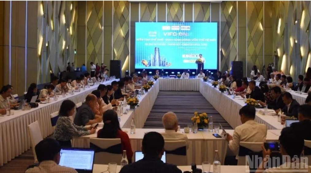 Quang cảnh Hội thảo “VIFC-DN: Kiến tạo thể chế - Định hình dòng vốn thế hệ mới”.