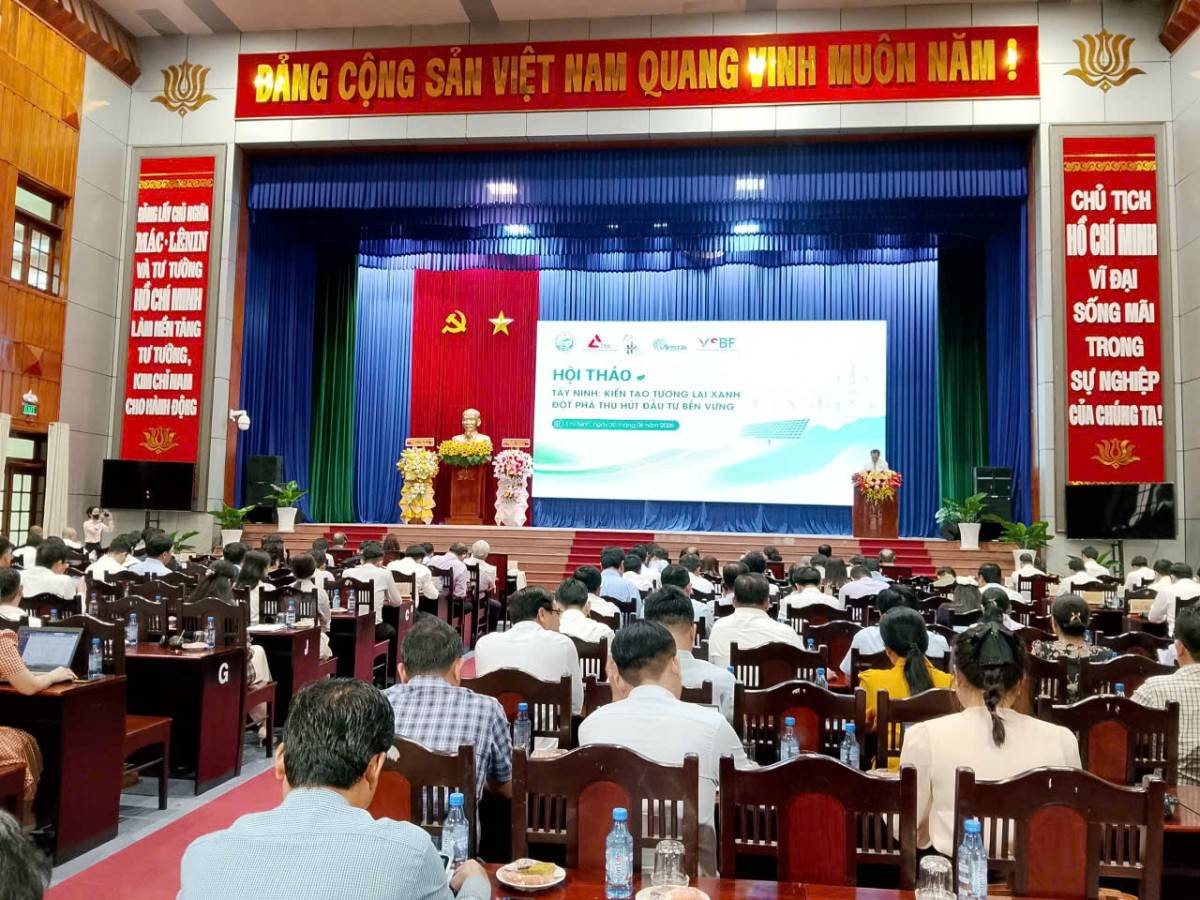 Quang cảnh hội thảo.