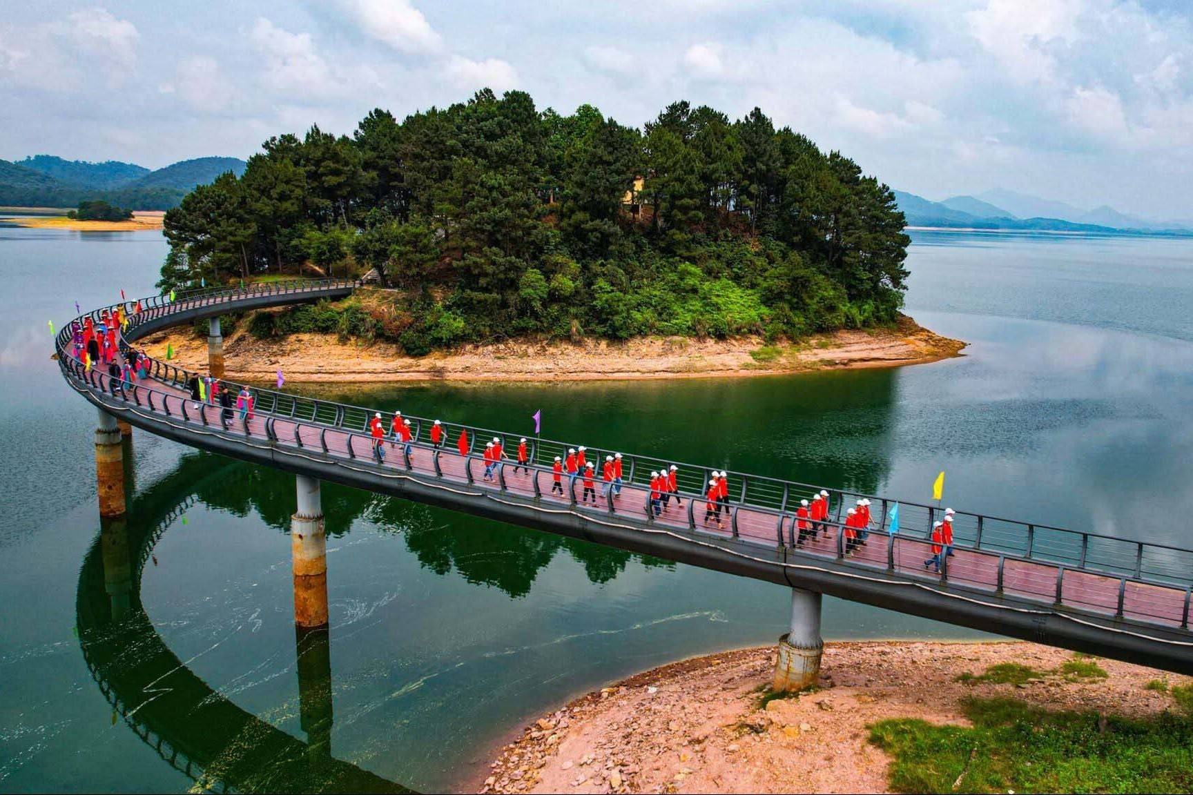 Du lịch Hà Tĩnh khởi sắc, đón hơn 3 triệu lượt khách trong nửa đầu năm 2026