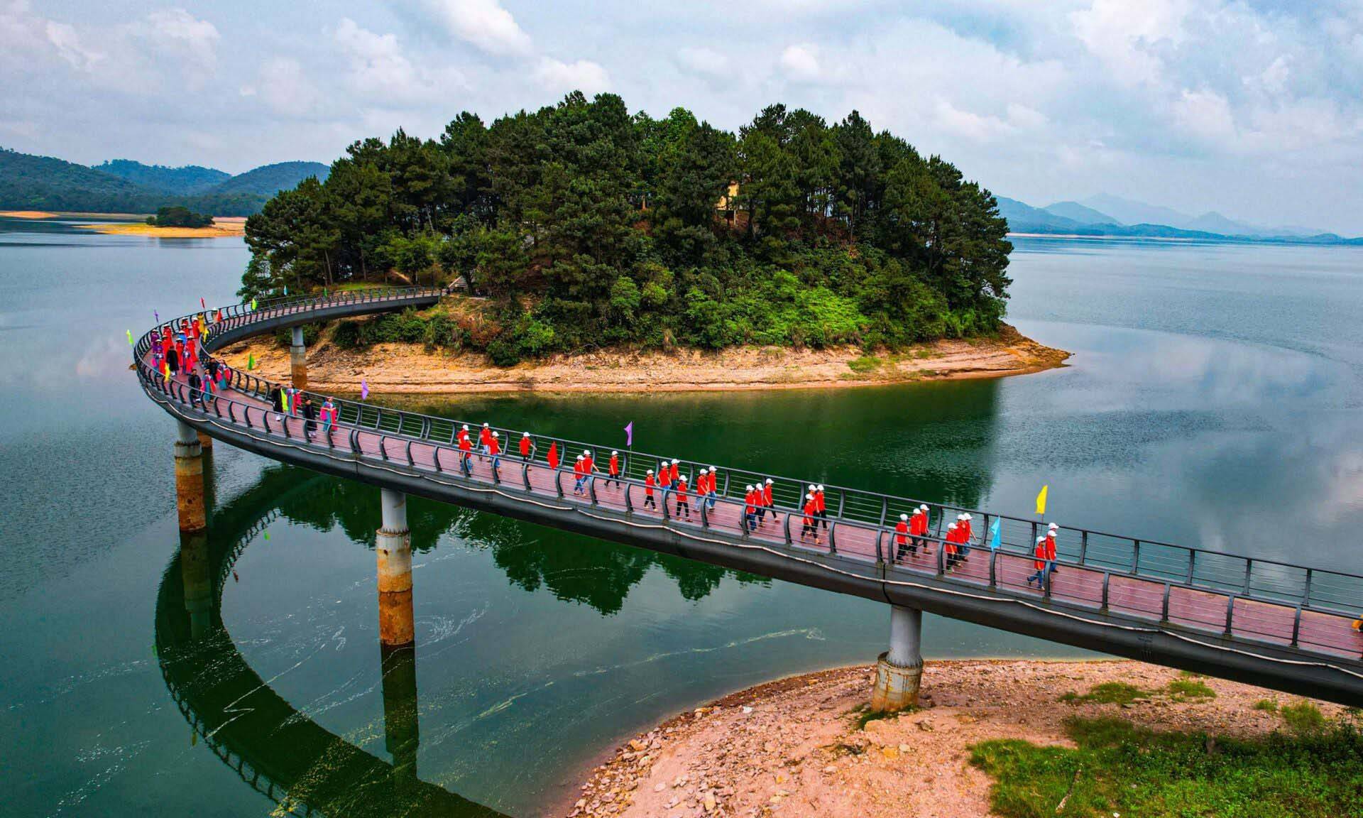 Du lịch Hà Tĩnh khởi sắc, đón hơn 3 triệu lượt khách trong nửa đầu năm 2026