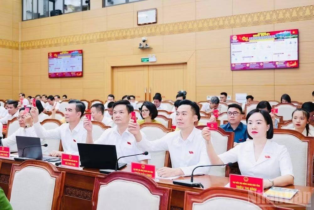 Lào Cai thông qua 31 nghị quyết, thúc đẩy cải cách và tạo động lực tăng trưởng giai đoạn mới