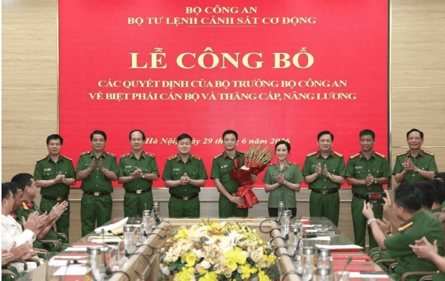 Bộ Tư lệnh CSCĐ tổ chức lễ công bố quyết định của Bộ trưởng Bộ Công an về biệt phái cán bộ.