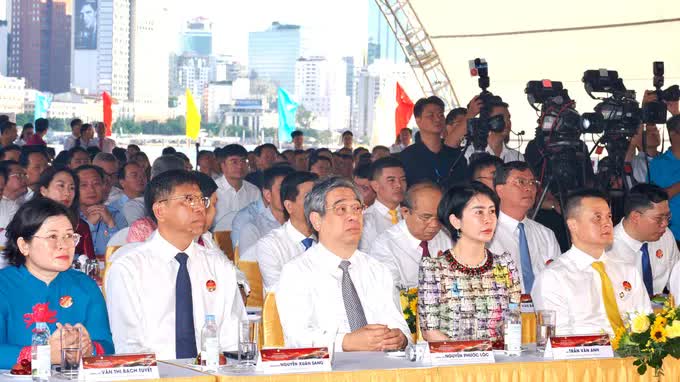 TP. Hồ Chí Minh khởi công 8 công trình, dự án trọng điểm gần 9,6 tỷ USD chào mừng 50 năm thành phố mang tên Bác