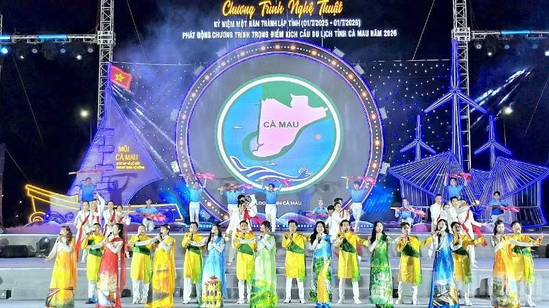 Cà Mau sau hợp nhất tổ chức chương trình nghệ thuật kỷ niệm một năm hợp nhất tỉnh