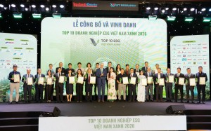 PTSC khẳng định vị thế doanh nghiệp tiên phong với “cú đúp” danh hiệu VIE10 và ESG10