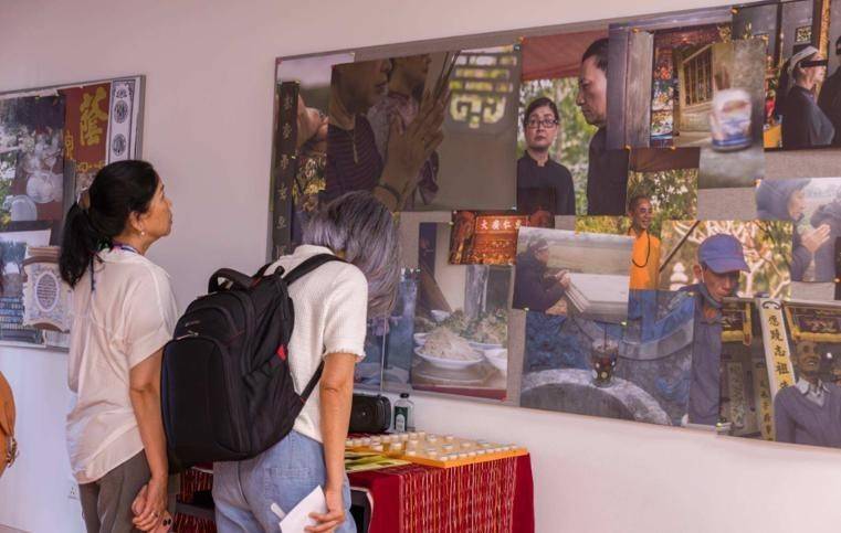  LIFE. DEATH. AND TAXES. mang đến không gian nghệ thuật khắc họa văn hóa thờ cúng của người Việt.