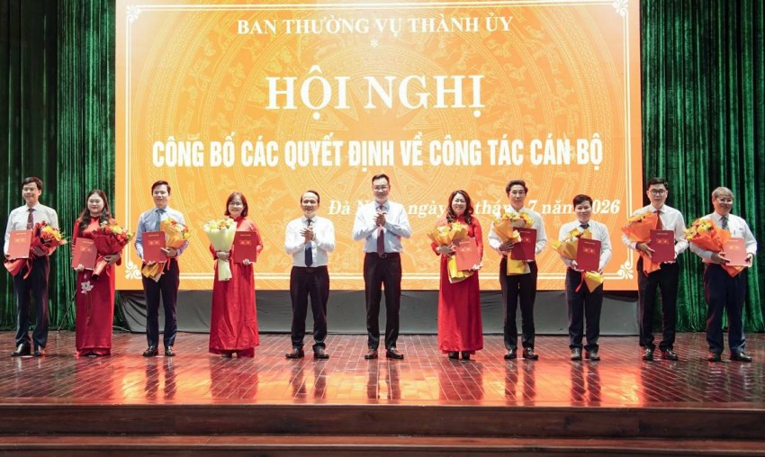 hiều 1-7, Thành ủy Đà Nẵng đã tổ chức hội nghị công bố các quyết định về công tác cán bộ. Đây là đợt điều động, bổ nhiệm số lượng cán bộ lãnh đạo chủ chốt nhiều nhất tại Đà Nẵng tính từ sau thời điểm sáp nhập với tỉnh Quảng Nam đến nay.