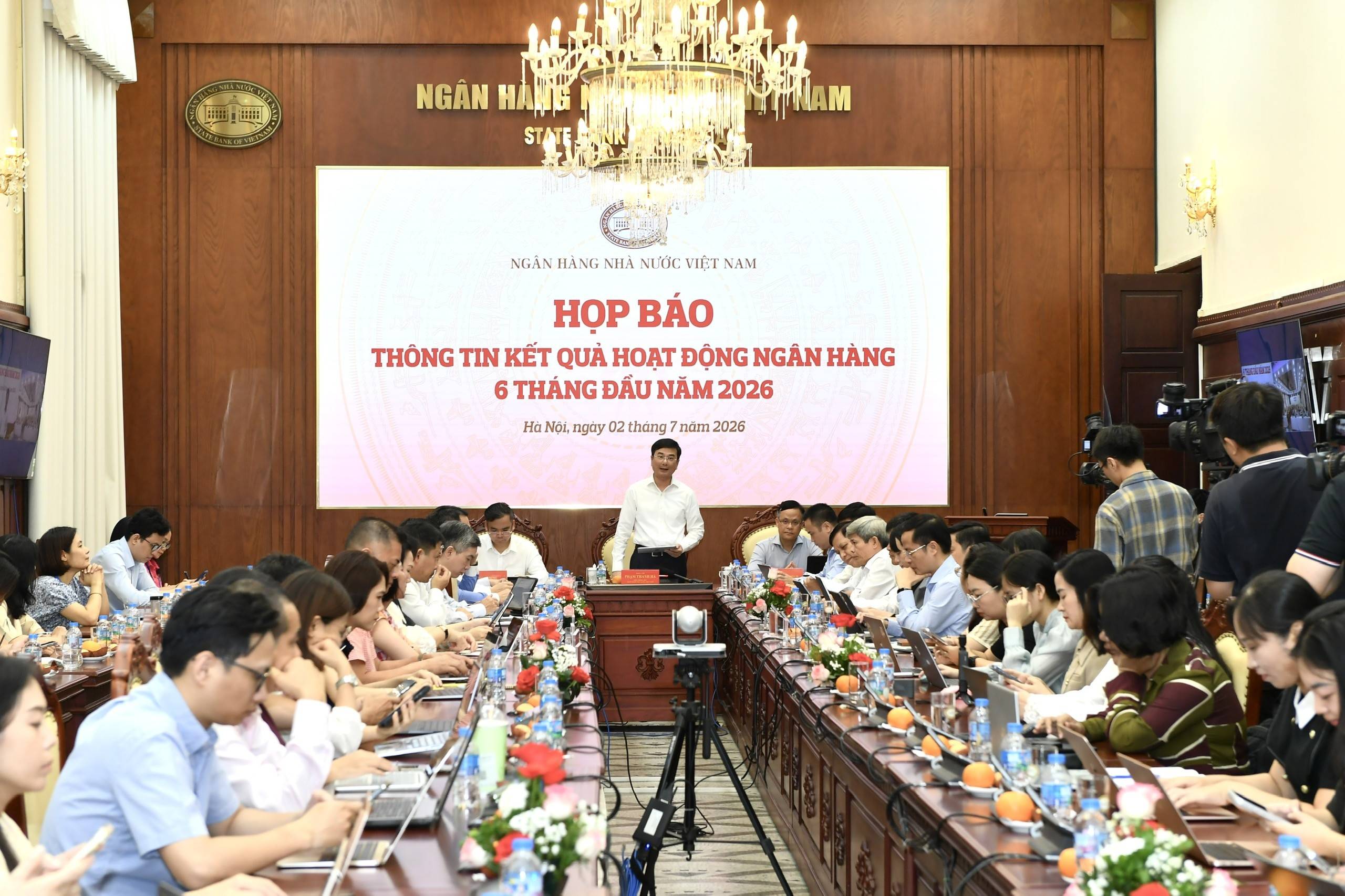 Chính sách tiền tệ điều hành linh hoạt, tín dụng tăng hơn 7,4% sau nửa đầu năm 2026