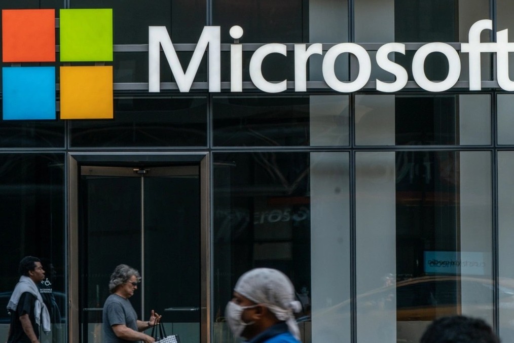 Microsoft chuẩn bị cắt giảm hàng nghìn nhân sự để kiểm soát chi phí, tăng đầu tư AI