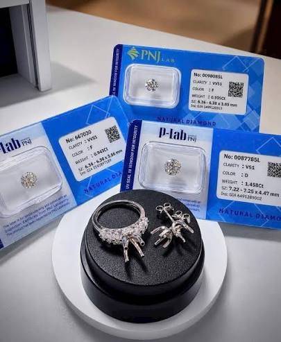 PNJ-LAB: Từng chiếm 70% thị phần giám định kim cương, mỗi tháng kiểm định hơn 10.000 viên