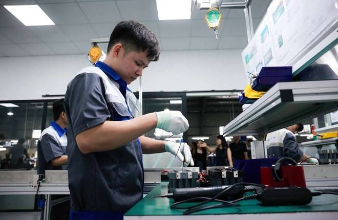 GDP Việt Nam tăng 8,18% nửa đầu 2026 giữa bối cảnh kinh tế toàn cầu biến động