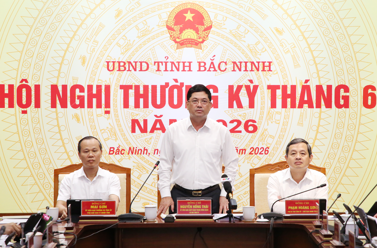 Phát biểu chỉ đạo tại hội nghị, Bí thư Tỉnh ủy Nguyễn Hồng Thái