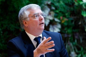 Jean-Luc Petithuguenin: Tỷ phú từ đống rác 3 triệu euro