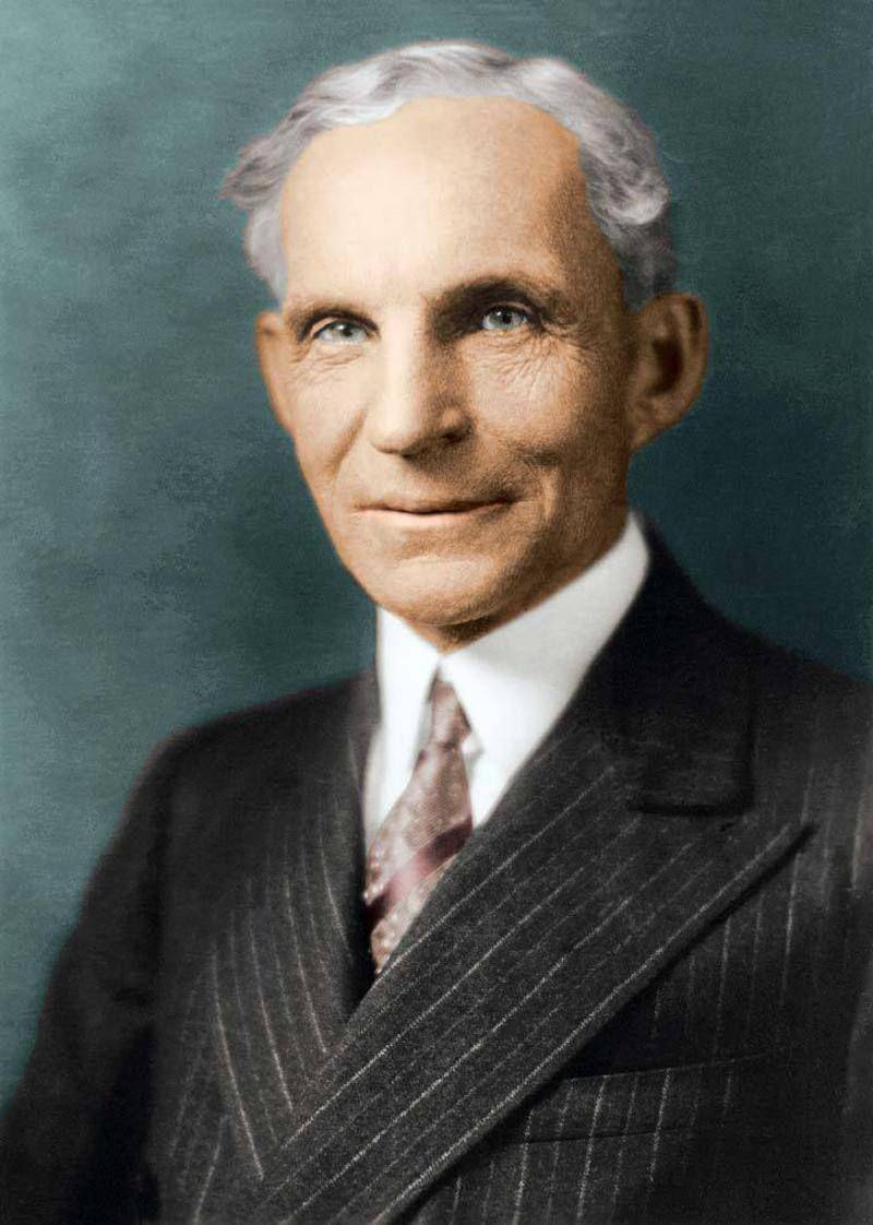Ảnh 1: Henry Ford – Nhà sáng lập Ford Motor Company, người tiên phong đưa dây chuyền sản xuất hàng loạt vào ngành công nghiệp ô tô đầu thế kỷ XX.