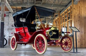 Ford Motor 123 năm: Không phát minh ra ô tô nhưng thay đổi cách cả thế giới di chuyển