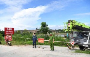 Phú Thọ chủ động bảo vệ hiện trường, sẵn sàng trục vớt hai tàu chìm sông Lô