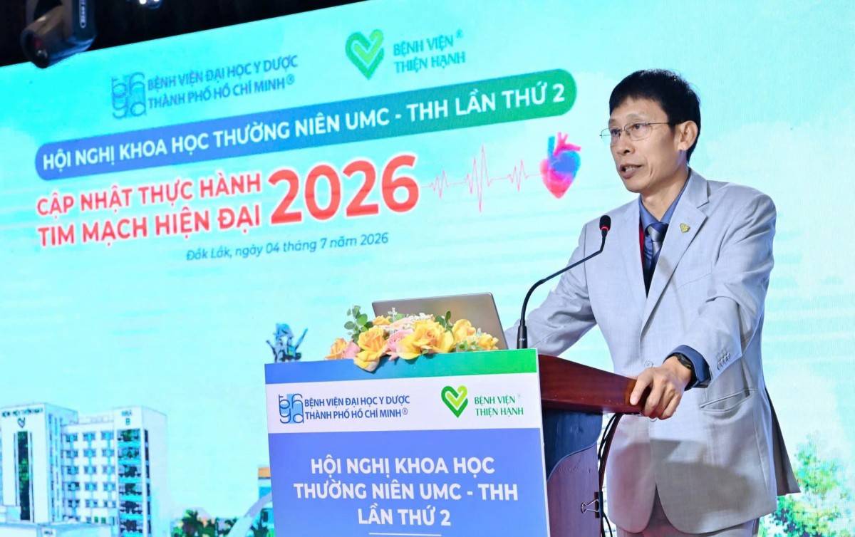 BSCKI Trần Minh Đẩu - Chủ tịch Hội đồng thành viên Công ty TNHH Bệnh viện đa khoa Thiện Hạnh phát biểu tại hội nghị.