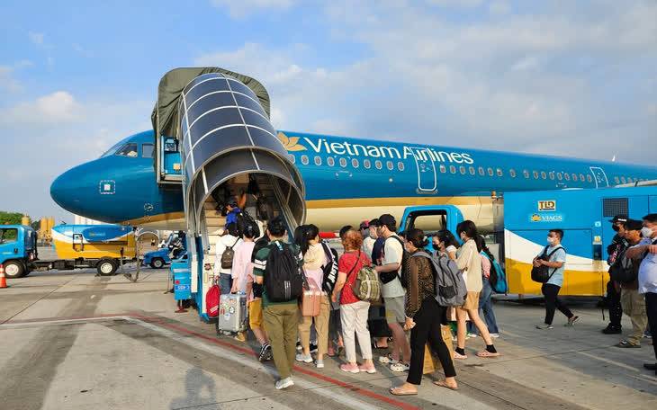 Hơn 2.400 tỷ đồng nâng cấp đường băng Sân bay Quốc tế Cam Ranh
