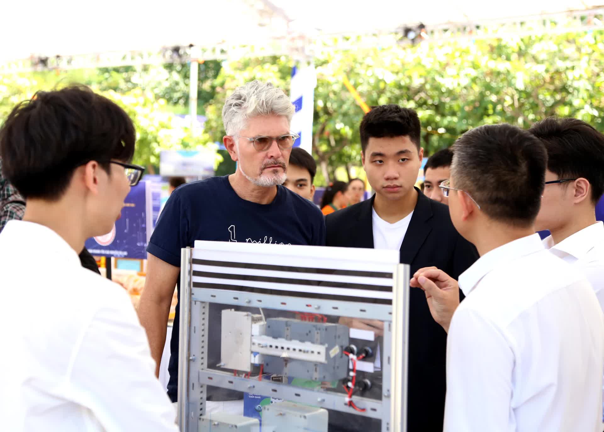 Bộ Khoa học và Công nghệ đề xuất gỡ điều kiện có lãi trước IPO để mở đường cho startup lên sàn