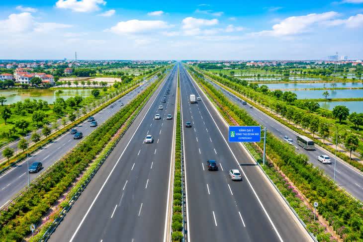 Phó Thủ tướng thường trực Phạm Gia Túc: thúc tiến độ hoàn thiện hồ sơ Vành đai 5