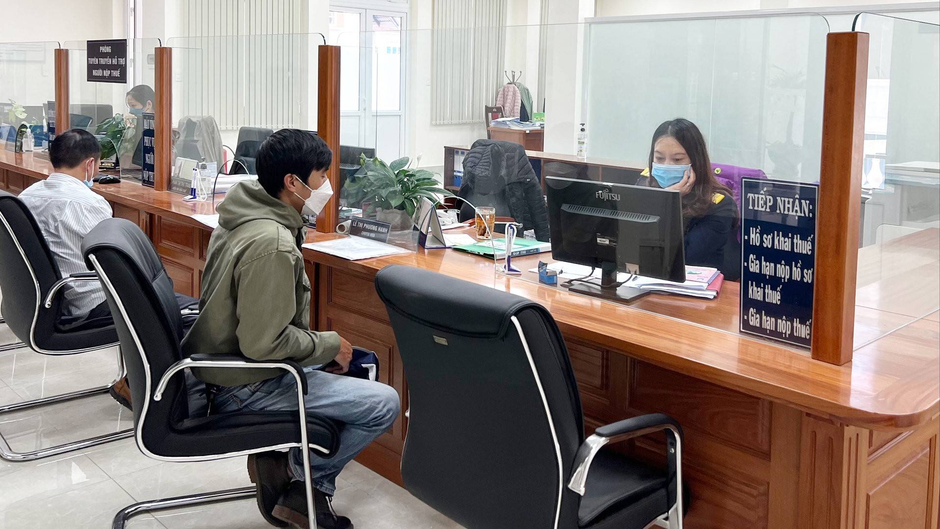 Ngành Thuế thu hồi hơn 52.600 tỷ đồng nợ đọng trong nửa đầu năm
