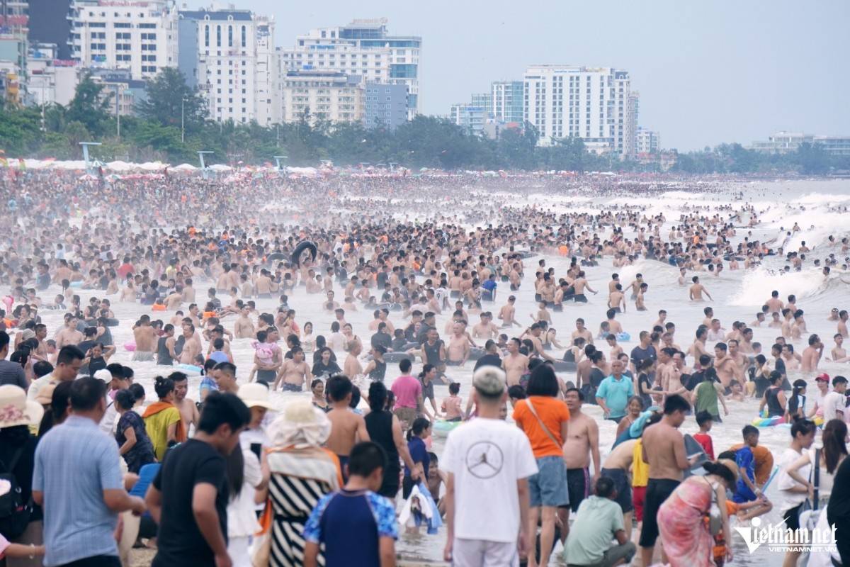 Thanh Hóa: Sầm Sơn hướng tới mục tiêu đón 9 triệu lượt khách trong năm 2026