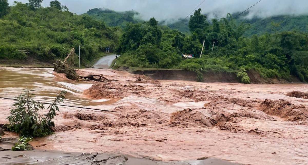 Mưa lũ ở Lai Châu làm 1 người tử vong, hàng trăm héc-ta hoa màu ngập úng