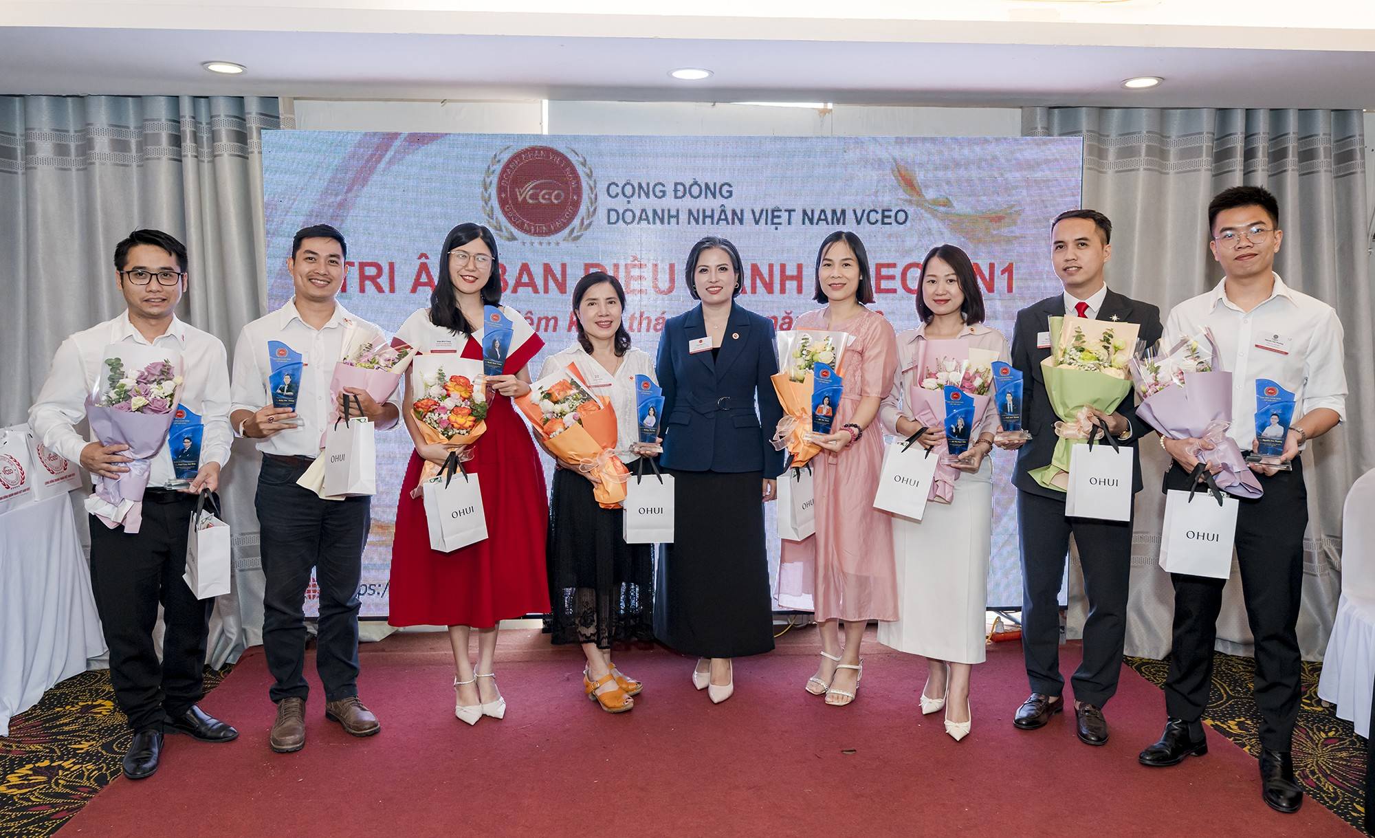 VCEO tạo dấu ấn với 27 tỷ đồng giá trị giao dịch, thúc đẩy hệ sinh thái kết nối doanh nhân Việt