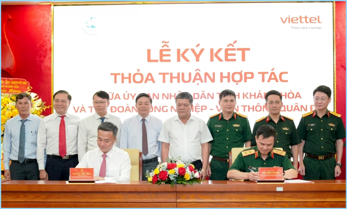 Khánh Hòa và Tập đoàn Viettel ký kết hợp tác chiến lược đẩy mạnh chuyển đổi số toàn diện