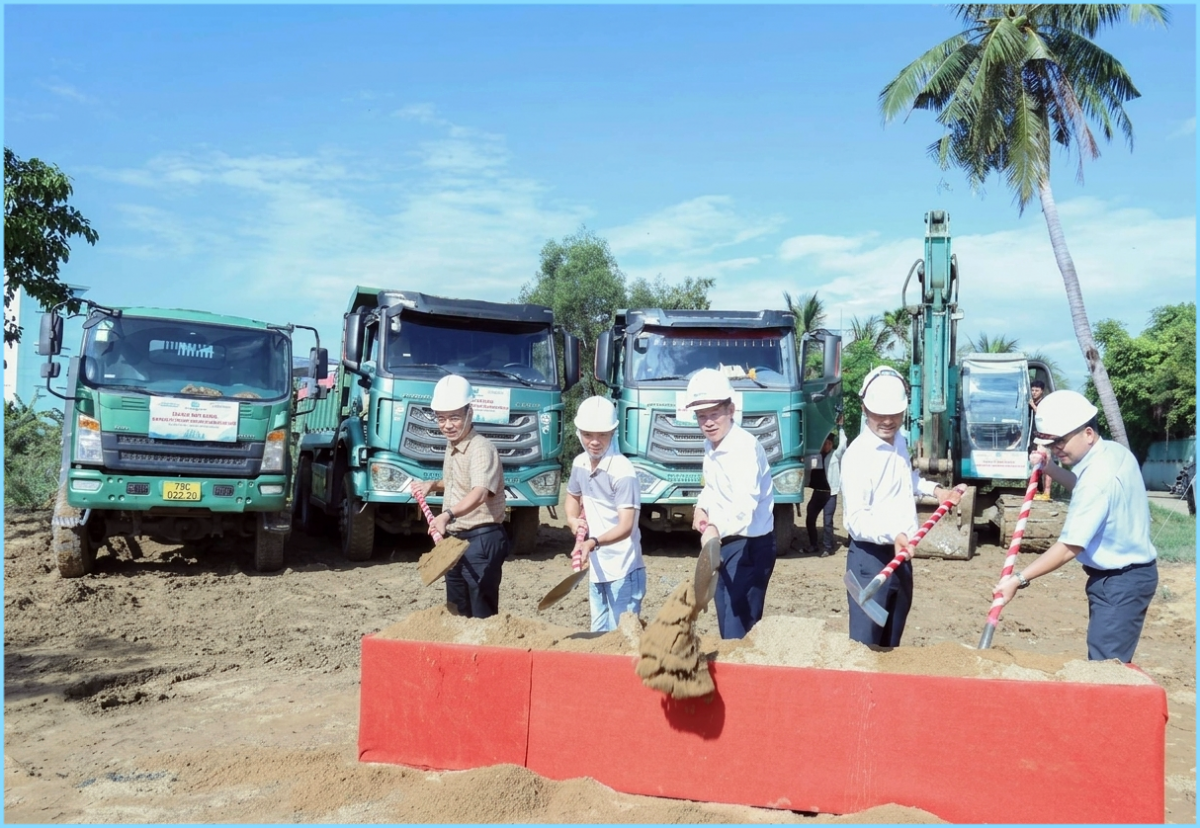 Khởi công Dự án Kè sông Cái Nha Trang 300 tỷ đồng