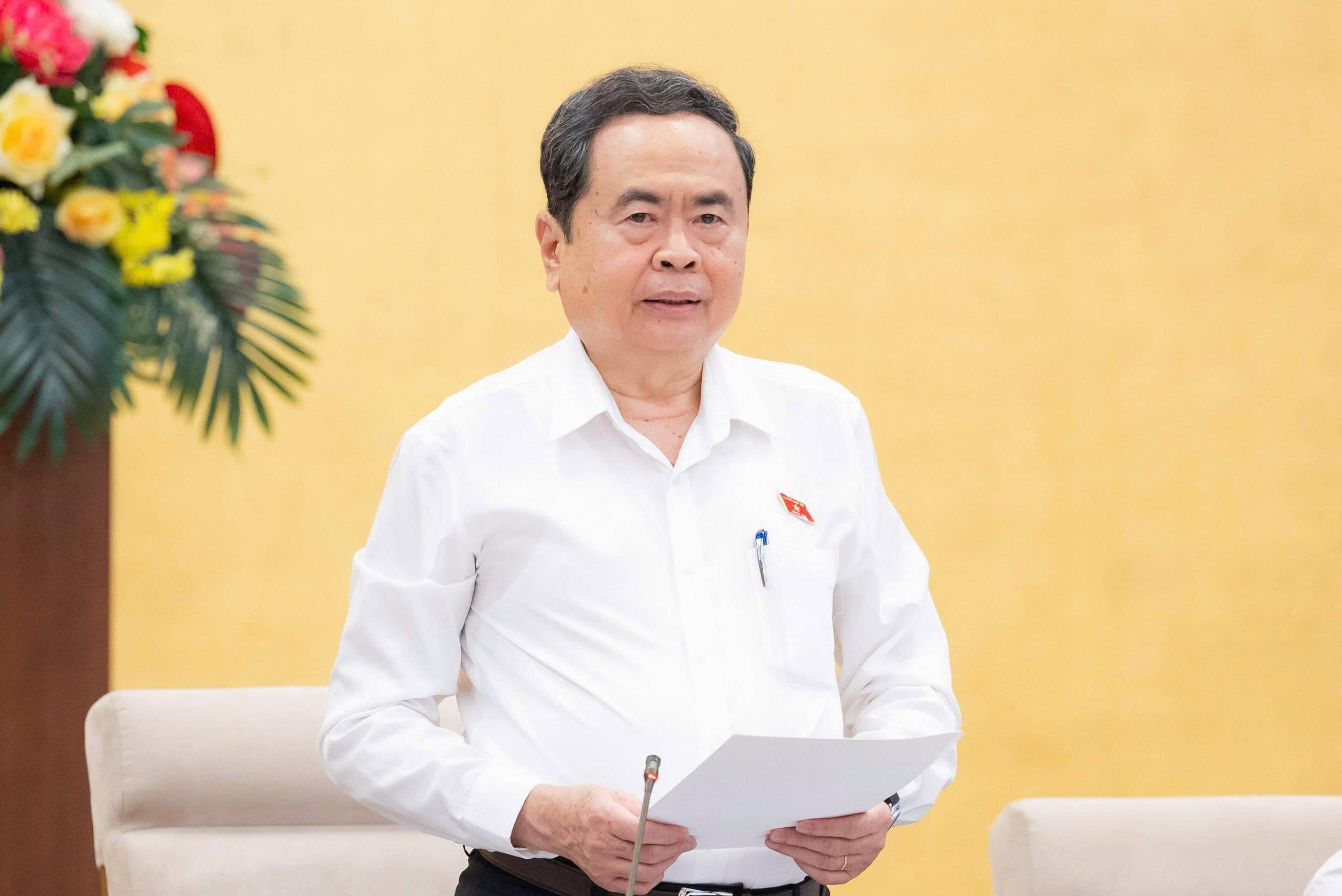 Chủ tịch Quốc hội: Người đứng đầu chịu trách nhiệm nếu chậm làm luật