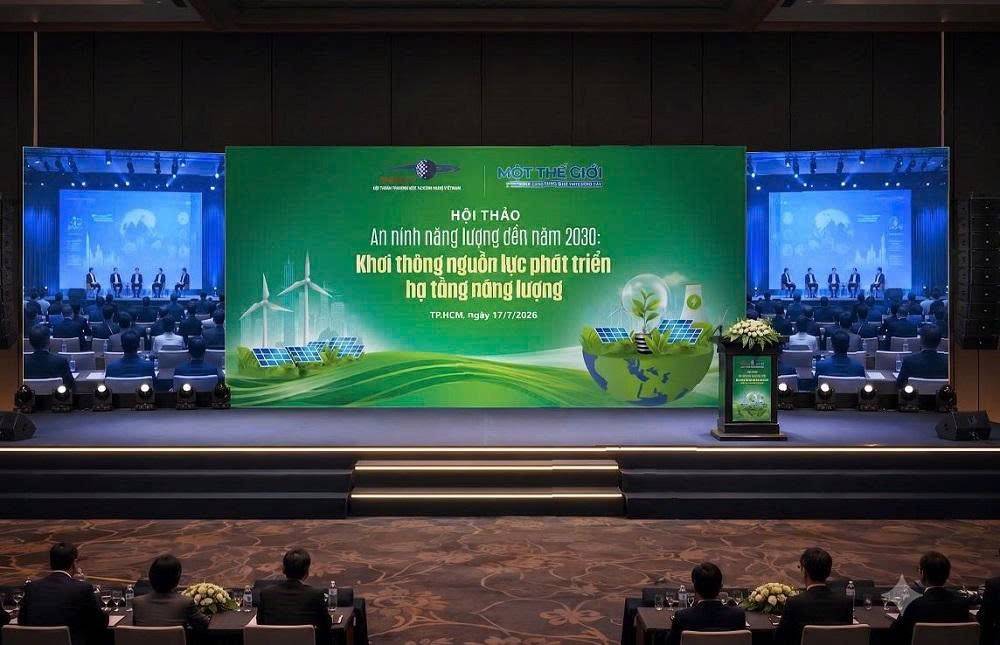 Đề xuất giải pháp khơi thông nguồn lực phát triển hạ tầng năng lượng