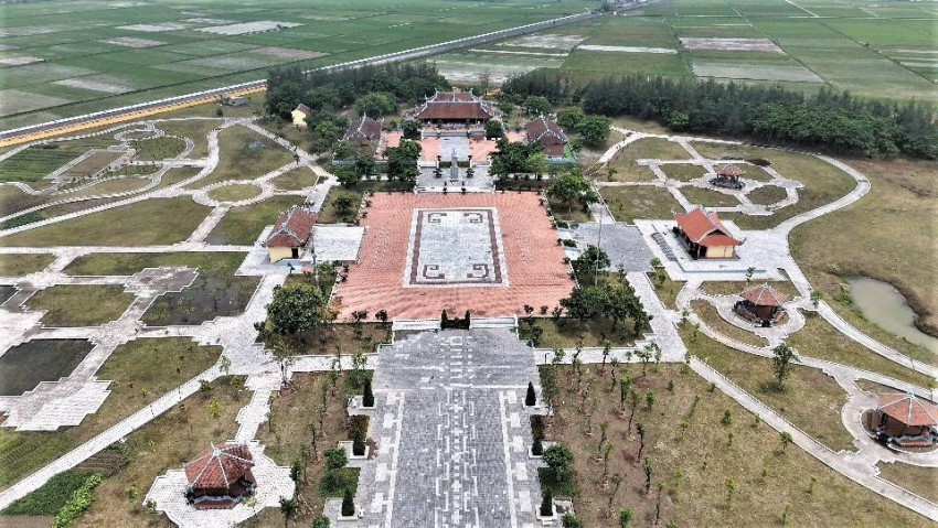 Toàn cảnh khu Lưu niệm Nhà Bác học Lê Quý Đôn 