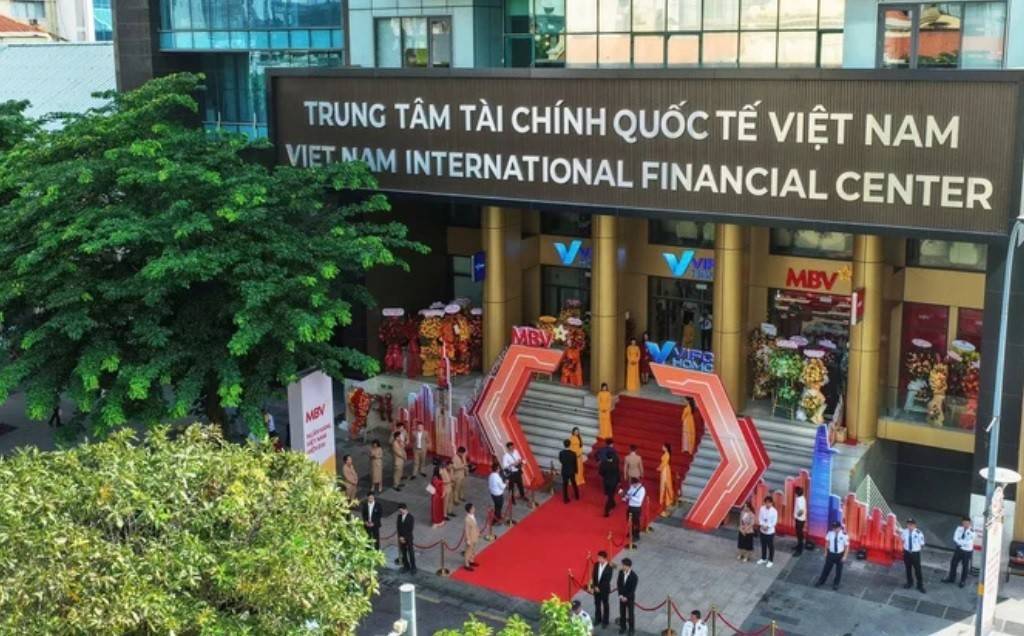 Việc đặt trụ sở kinh doanh tại Trung tâm Tài chính quốc tế Việt Nam tại Tp.HCM (VIFC-HCMC) đánh dấu bước đi chiến lược của MBV trong hành trình mở rộng không gian phát triển, đồng thời khẳng định cam kết đồng hành cùng quá trình xây dựng trung tâm tài chính quốc tế của Việt Nam.