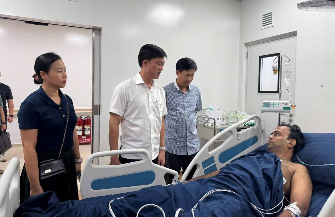 Khẩn trương cứu chữa các nạn nhân vụ lật ca nô tại Phú Quốc