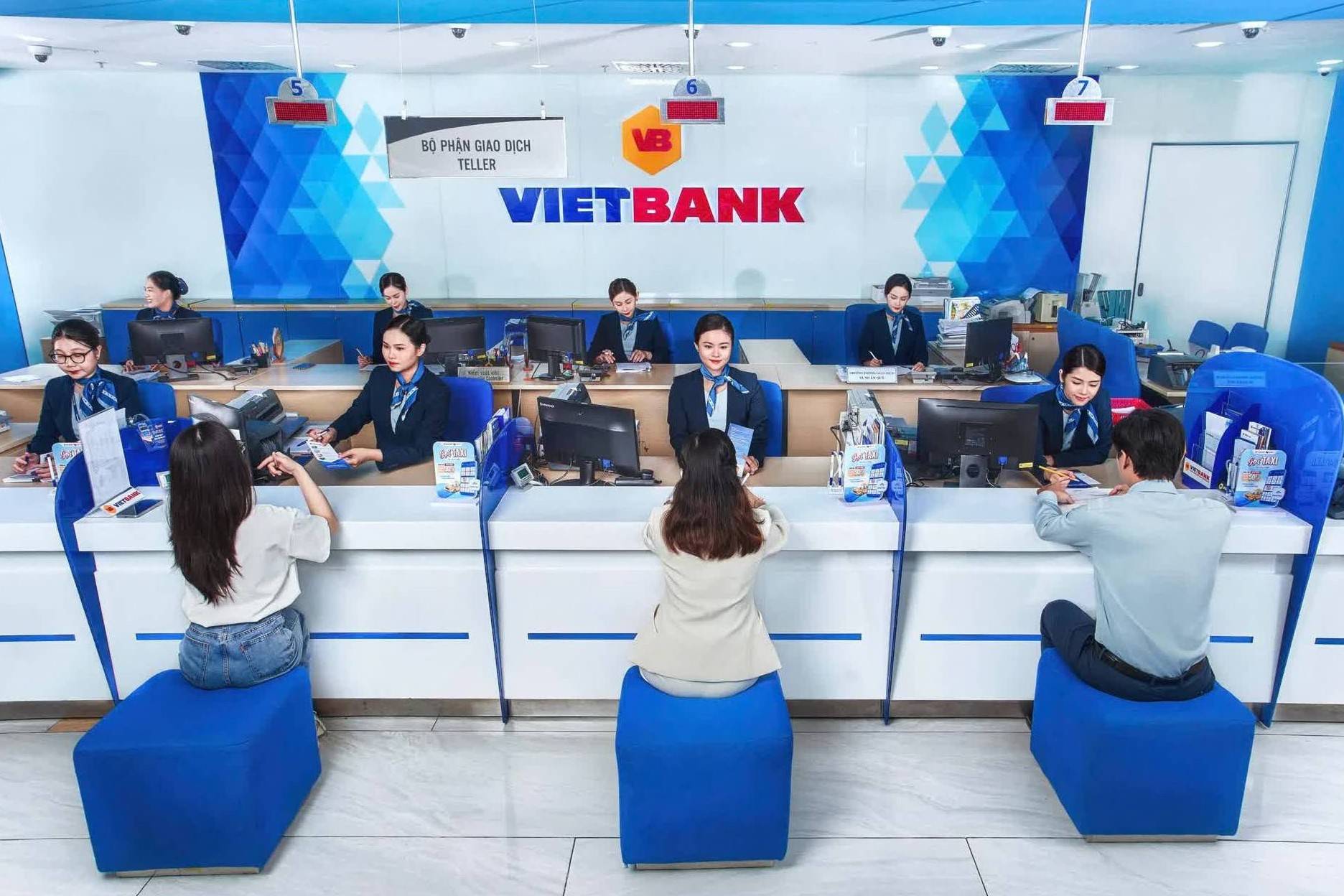 Quyền Tổng Giám đốc Vietbank được chấp thuận thôi việc