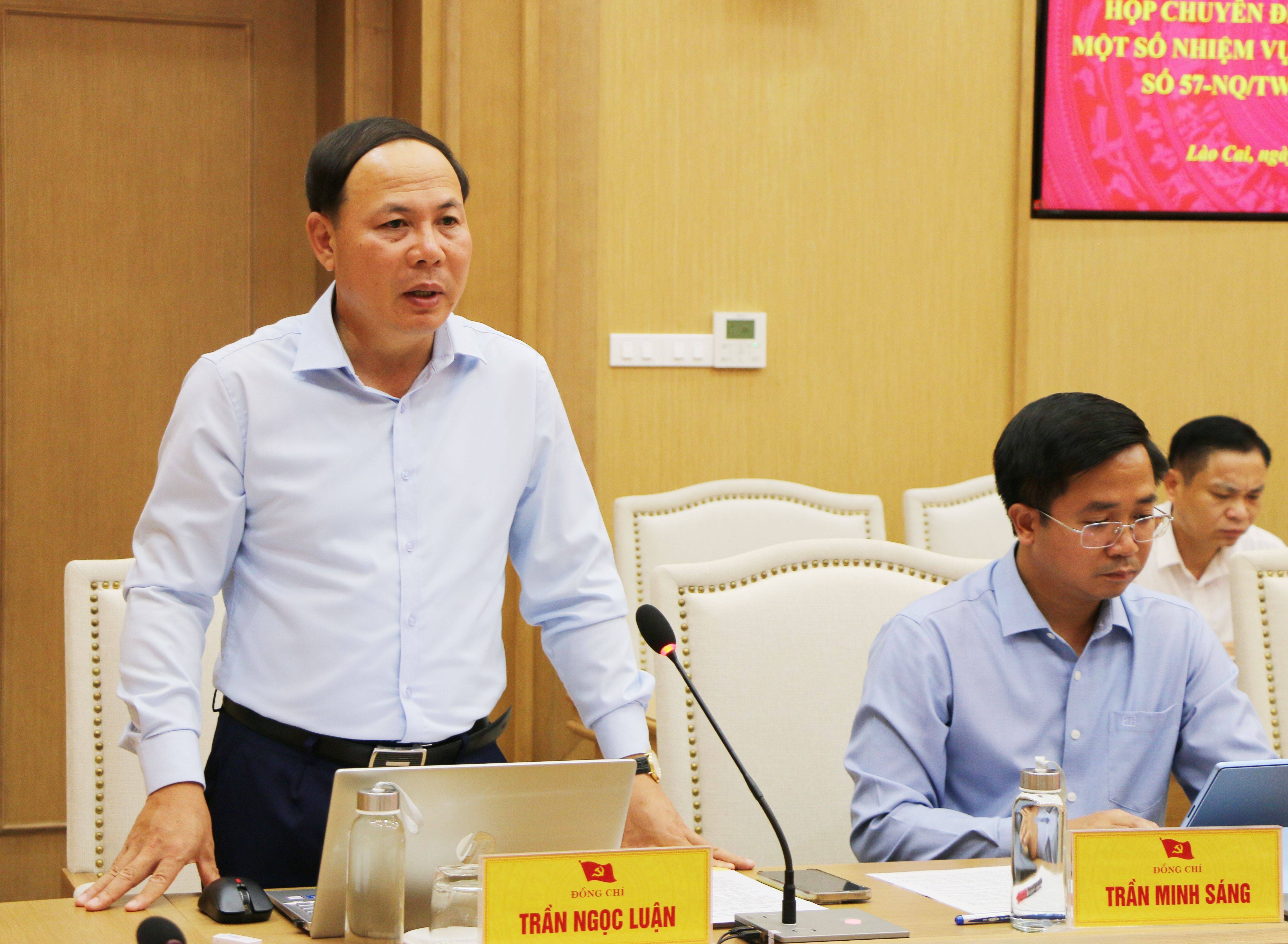 Lãnh đạo Sở Khoa học và Công nghệ phát biểu ý kiến 
