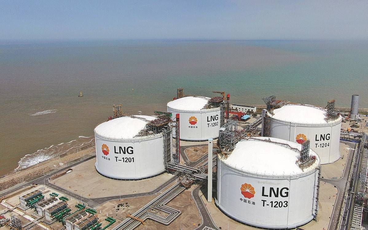 OPEC hạ triển vọng thị trường dầu mỏ toàn cầu năm 2026