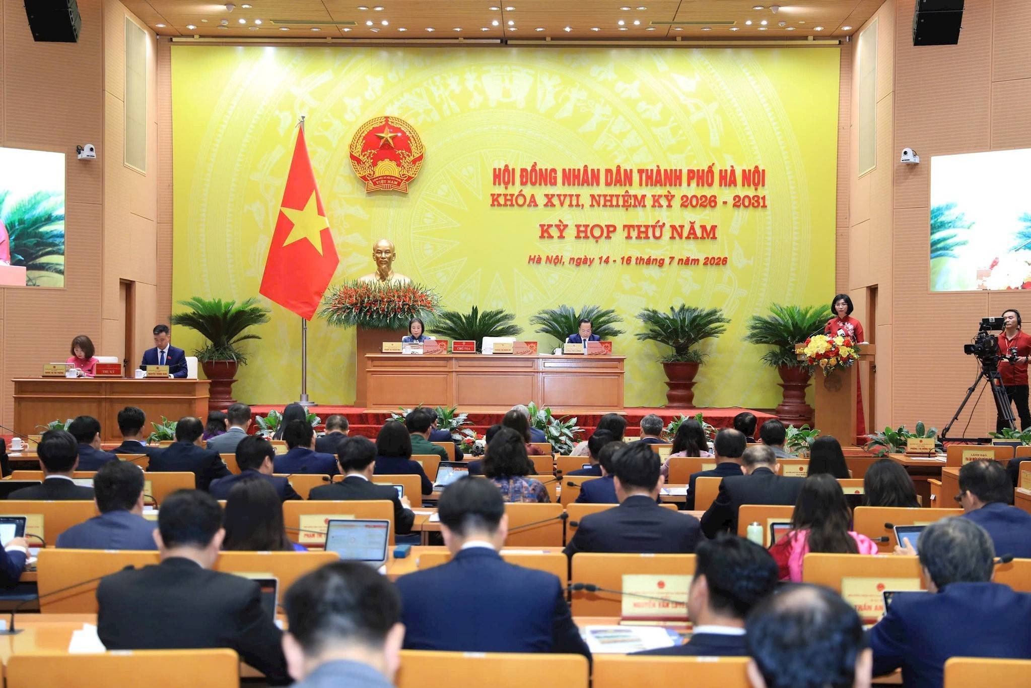 Đại biểu HĐND TP. Hà Nội đề xuất nhiều giải pháp thúc đẩy tăng trưởng hai con số